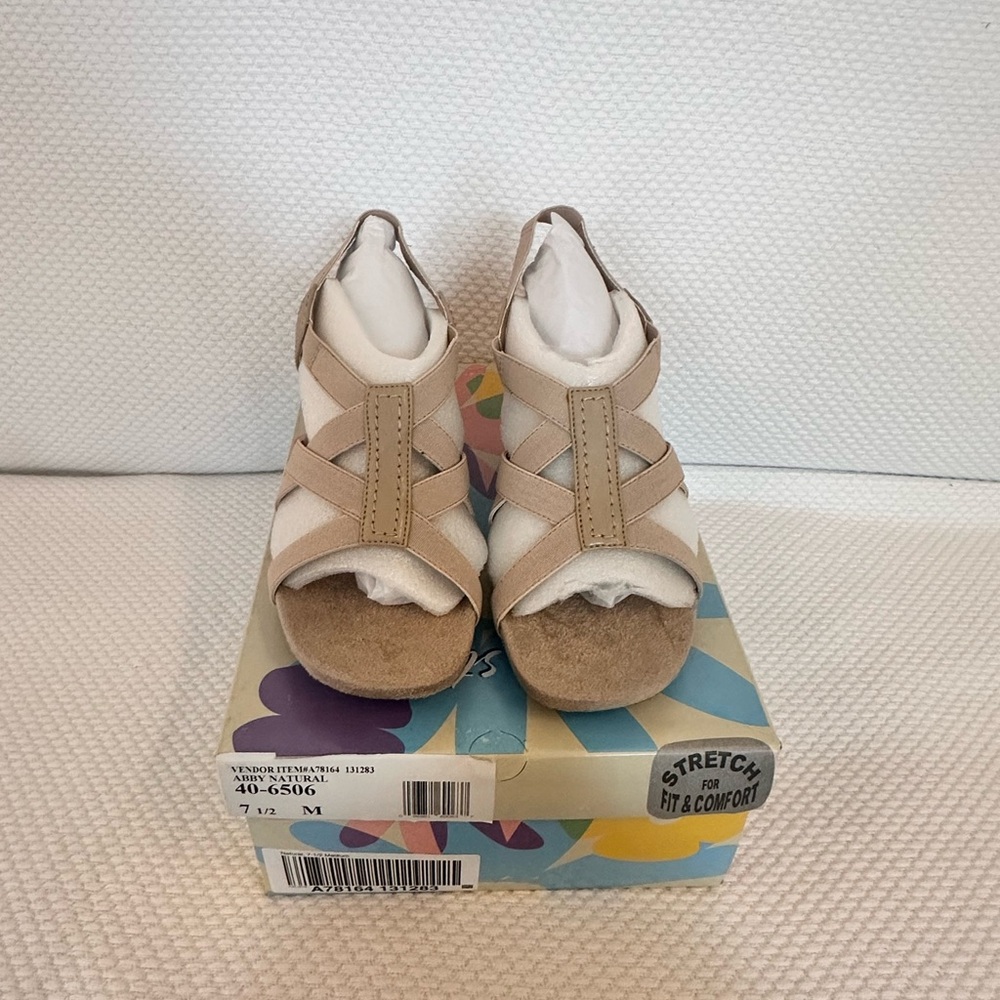 Easy Street Elegant Tan and White Sandals with Strappy Design